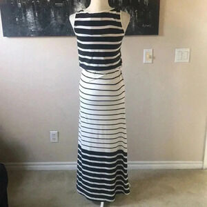 NWT 5th & Love Charcoal and White Horizontal Striped Maxi Dress-Size M